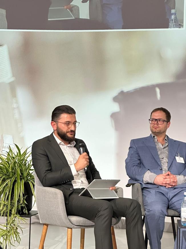 Podiumdiskussion & Fachvortrag OTMK